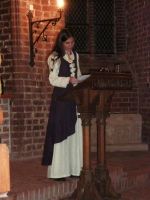 Martha Sophie Marcus bei der Vorstellung ihres neuen Buches "Salz und Asche" in der Unterkirche von St. Michaelis in Lüneburg. Ein tolles Buch, eine tolle Frau und natürlich auch ein schönes Kleid...
